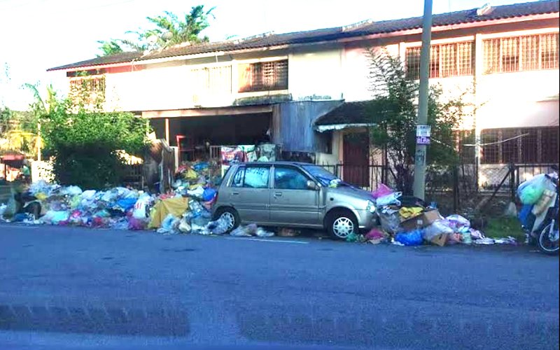 Featured image for “Hoarding is a problem only if it becomes a nuisance, say experts”